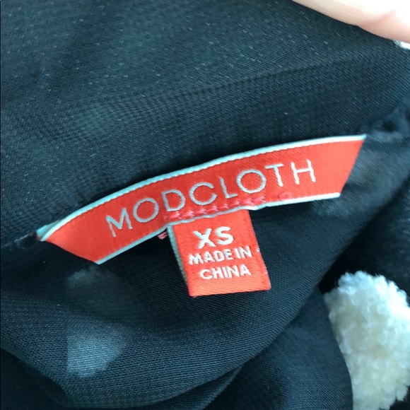 •SOLD• ModCloth Let's Do Lovely Button-Up Top - Picture 5 of 5